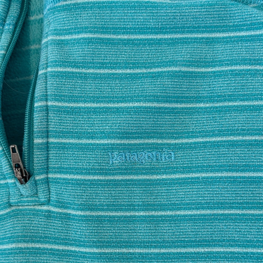 Patagonia Aqua Striped Quarter-Zip Fleece size XS or 5-6 - Picture 2 of 6